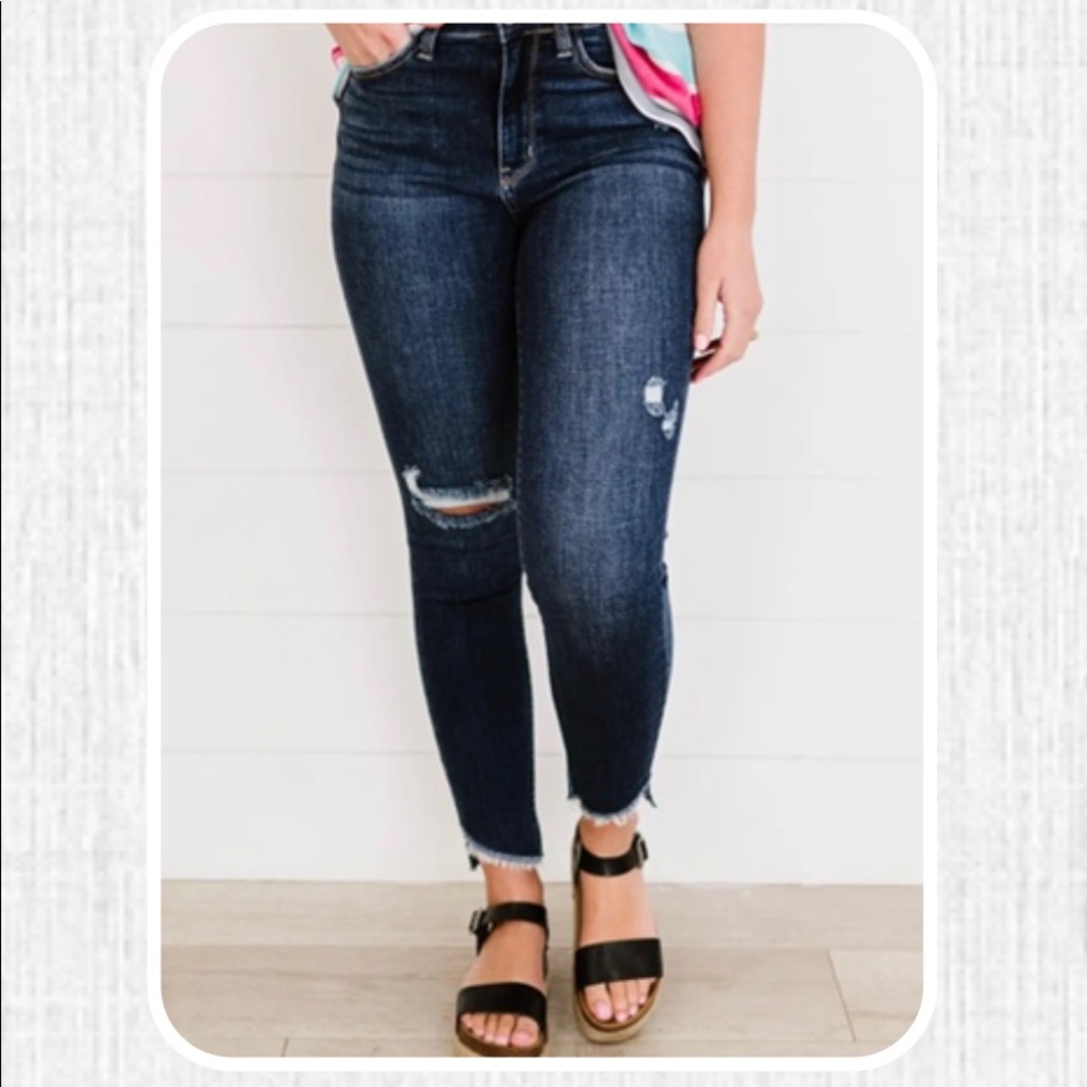 The Lost In A Daydream Jeans 1